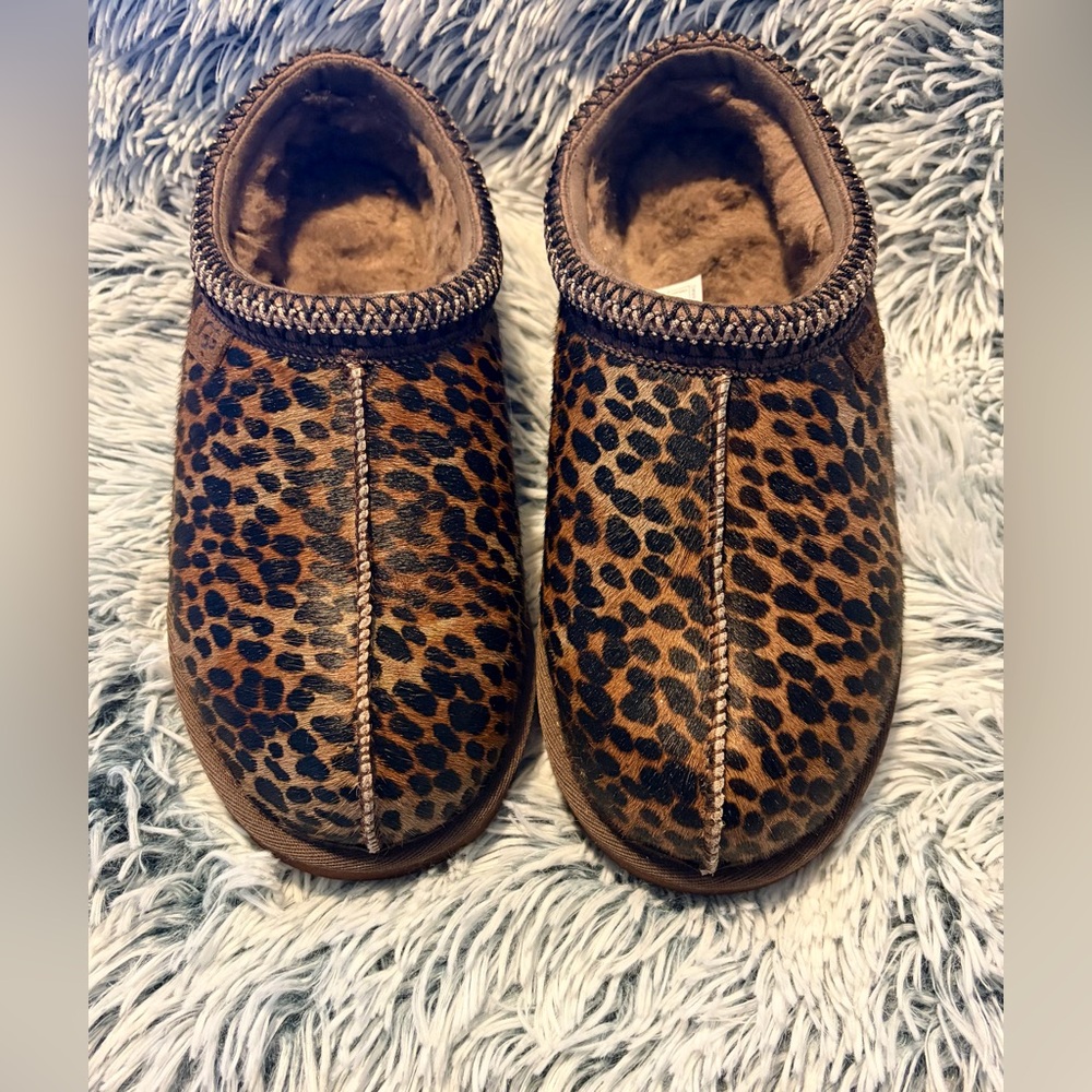 UGG Tasman Caspian Slippers EUC - Picture 5 of 12